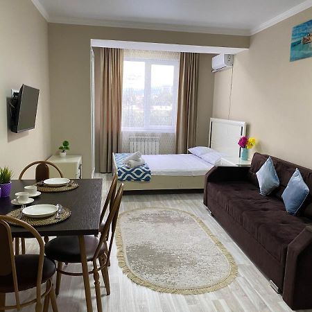 Ferienwohnung Оригинальная 1 Ком Квартира В Сердце Алматы Exterior foto